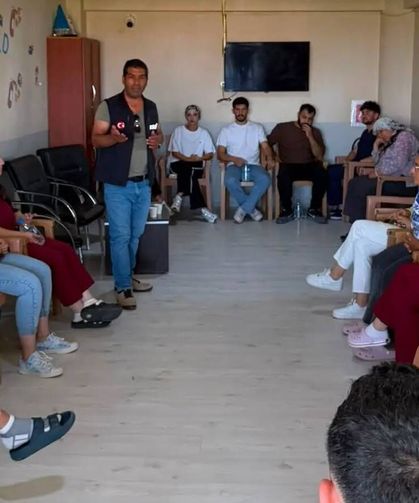 AFAD'dan Üzümlü'de Bakım Merkezi Personeline Afet ve Yangın Eğitimi