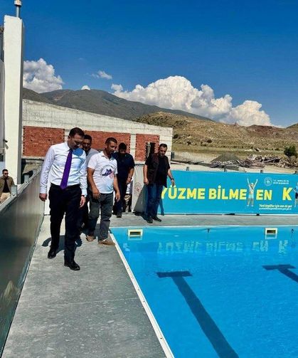 Kaymakam Hökelekli Sahaya İndi