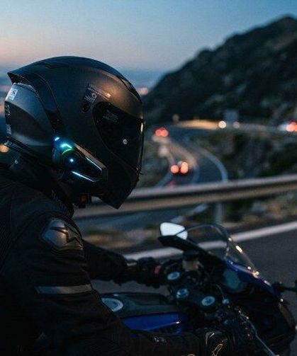 Motosiklet İnterkomu Alırken Paranızı Çöpe Atmayın: İşte Fiyat-Performans Canavarı Modeller!