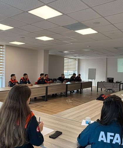 Erzincan'da AFAD Ekiplerine Psikolojik Sağlamlık Eğitimi Verildi