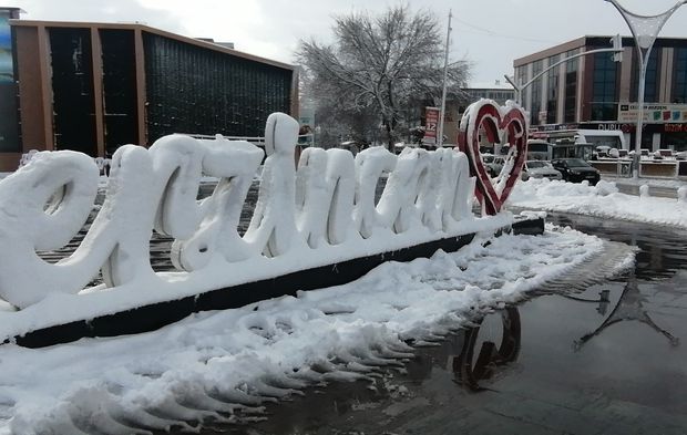 Erzincan'dan kar manzaraları