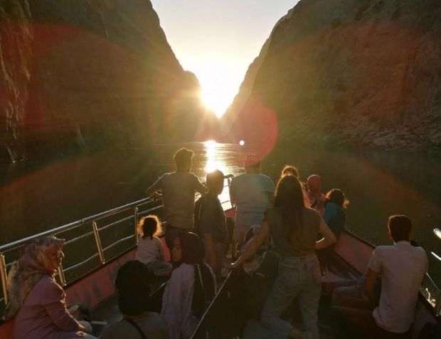 Taşyolu, Karanlık Kanyon ve Kemaliye