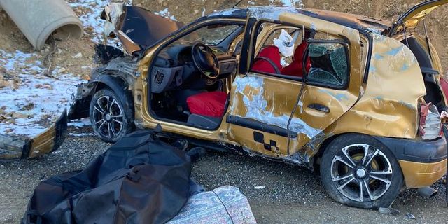 Bingöl'de şarampole devrilen otomobildeki 1 kişi öldü, 3 kişi yaralandı