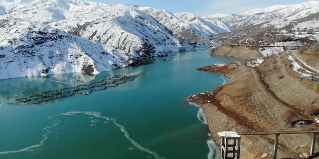 Erzincan Barajı'nın su seviyesi düştü