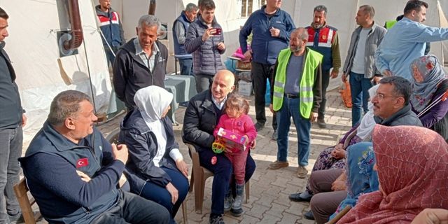 Bakan Karaismailoğlu, Malatya'da ziyaretler gerçekleştirdi