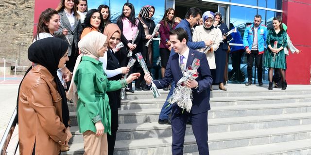 Çatak'ta 8 Mart Dünya Kadınlar Günü dolayısıyla etkinlik düzenlendi