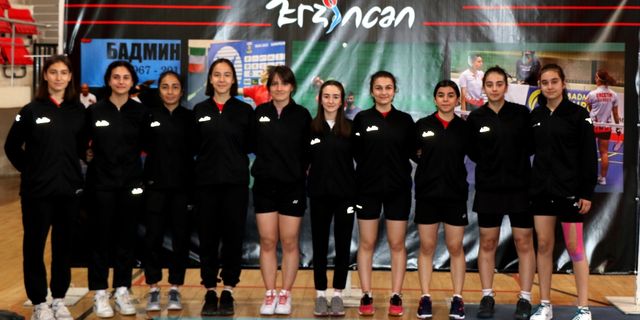 Gençler Badminton Şampiyonası  başladı