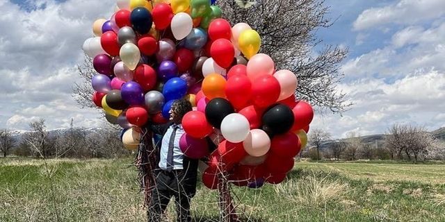 Kavukçu’dan “Uçan Balon - Kayısı Çiçekleri” adlı performans