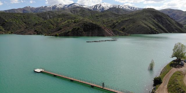 Erzincan Barajında depolanan su ile 4 bin 847 dekar arazi sulanıyor