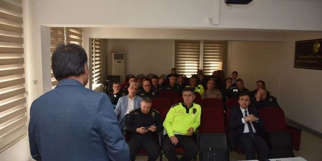 Miting ve futbol müsabakası değerlendirme toplantısı düzenlendi