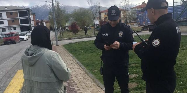 Erzincan'da 38 kişi yakalandı 40 araç trafikten men edildi
