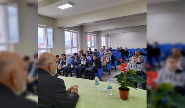 Erzincan Fen Lisesi Halil İbrahim Özdemir’i ağırladı