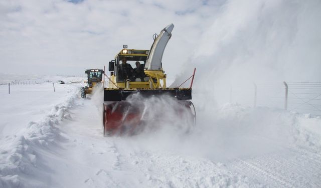Birçok köy yolu kar sebebiyle kapandı