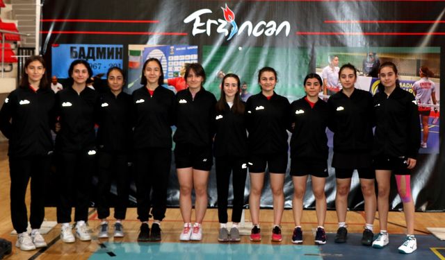 Gençler Badminton Şampiyonası  başladı