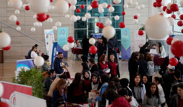 Bayburt Üniversitesi Erzincan'daki tanıtım fuarında