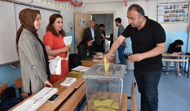 Türkiye 85,6 oranla dünya demokrasileri arasında