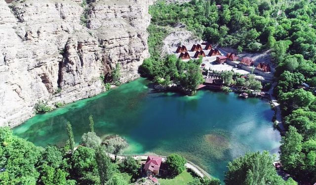 Türkiye'de mutlaka görmeniz gereken yerlerden biri, Uzundere