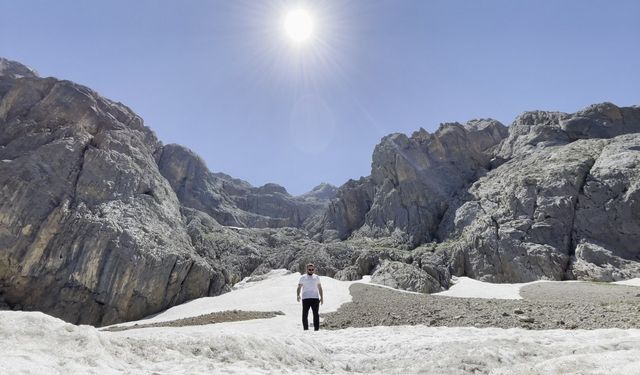 Doğa tutkunları Munzur'da yeni yerler keşfetmeye devam ediyor