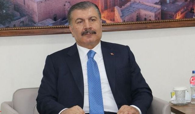 Bakan Koca Üniversite öğrencilerini enfeksiyona karşı uyardı