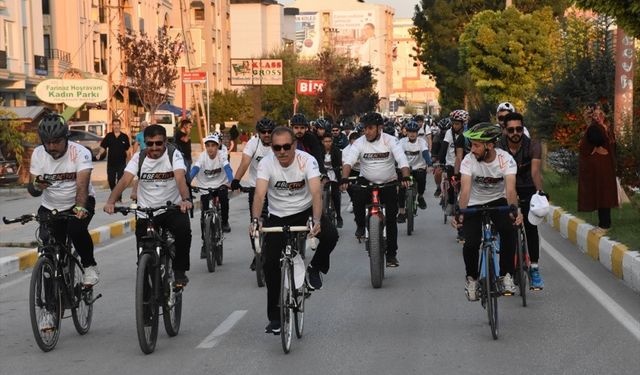 Van'da "Bisikletini Kap Gel" etkinliği düzenlendi