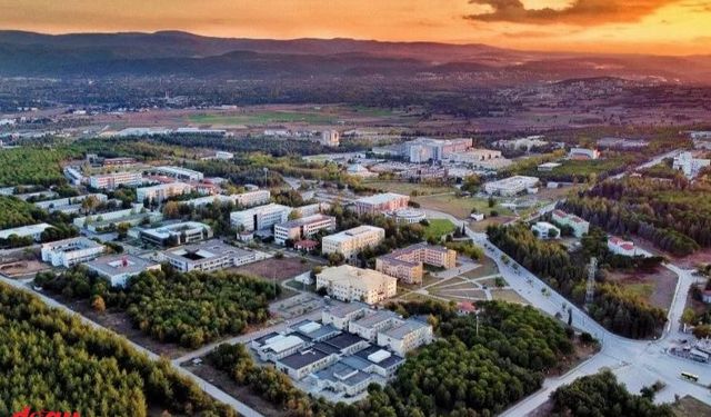 Bursa Uludağ Üniversitesi'nde hangi öğrenci toplulukları bulunuyor?