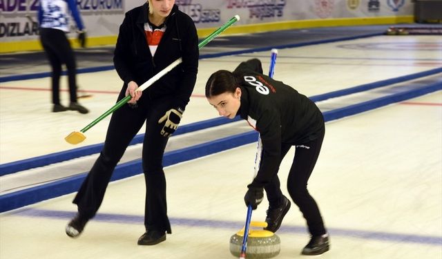 Curling Süper Lig müsabakaları Erzurum'da tamamlandı