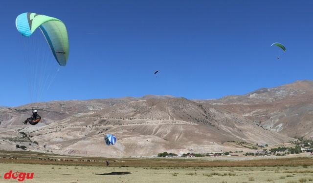 Hava sporları gençlere meslek edinme imkanı da sunuyor