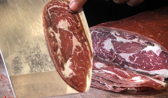 Pastırmanın Gizli Bilim İnsanları: Geleneksel Lezzetin Ardındaki Mikroorganizmalar İlk Kez Konuştu