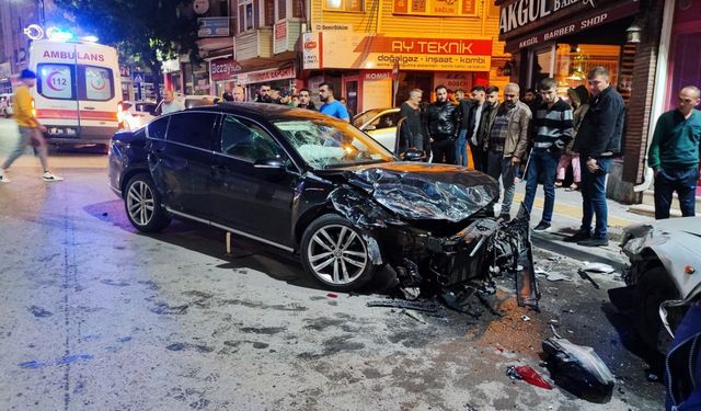 Sivas'ta zincirleme trafik kazası: 4 yaralı