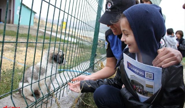 Van'da "4 Ekim Dünya Hayvanları Koruma Günü" etkinliği düzenlendi