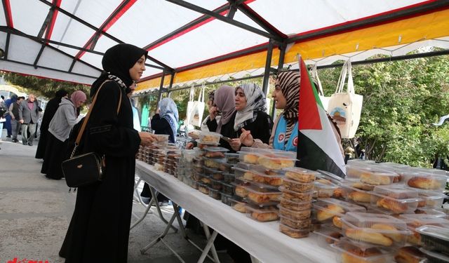 Van'daki camilerde Gazze için yardım kampanyası düzenlendi