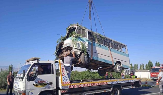 Türkiye'de trafik kazalarında 2 bin 984 kişi hayatını kaybetti