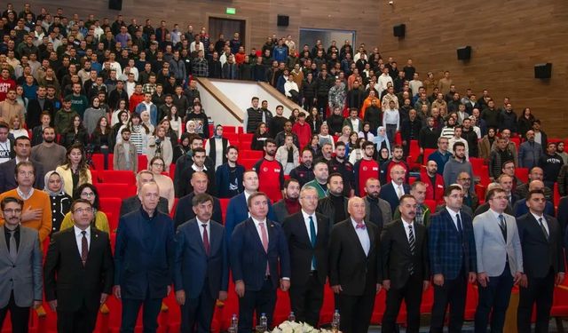 “Deprem Neden Yıkıyor?” dendi cevap arandı