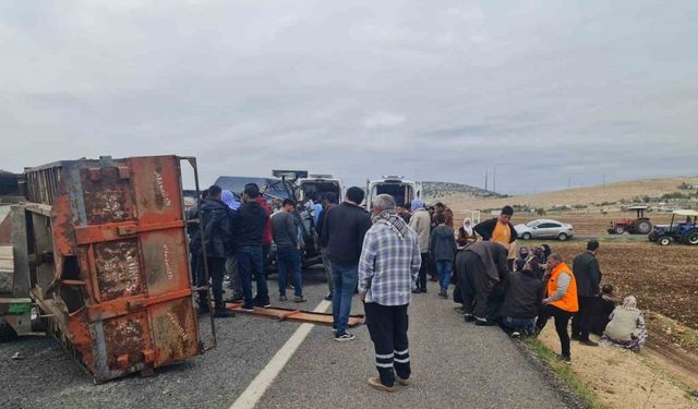 Diyarbakır’da tır ile traktör çarpıştı: 1 ölü, 1 yaralı