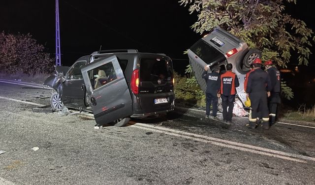 Elazığ'da trafik kazasında 1 kişi öldü, 3 kişi yaralandı