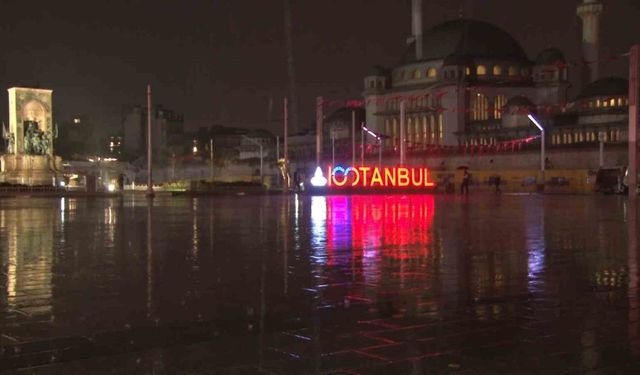 İstanbul’da beklenen yağış başladı