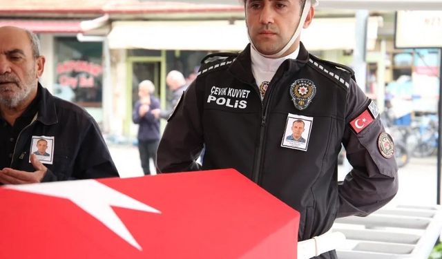 Polis Sinan Parmaksızoglu son yolculuğuna uğurlandı