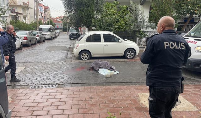 Sokak ortasında kanlı infaz: 2 ölü, 1 ağır yaralı