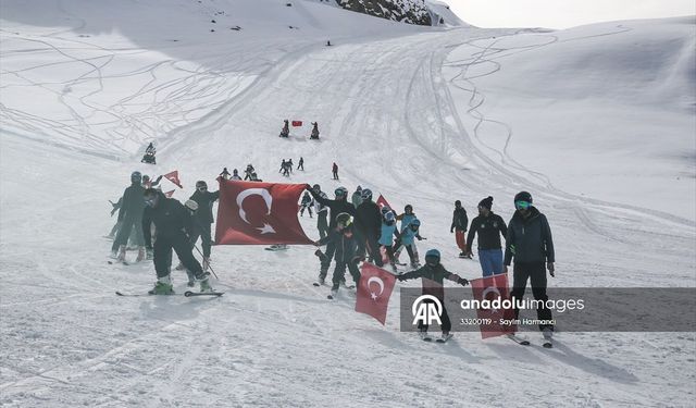 Hakkari'de kayak sezonu açıldı