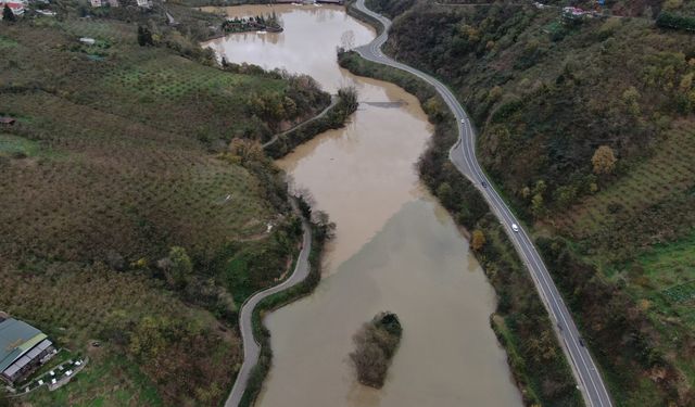 Sera Gölü yine çamur deryasına döndü