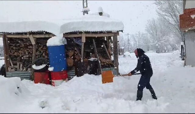 Tunceli kara teslim kar kalınlığı 50 cm uyaştı