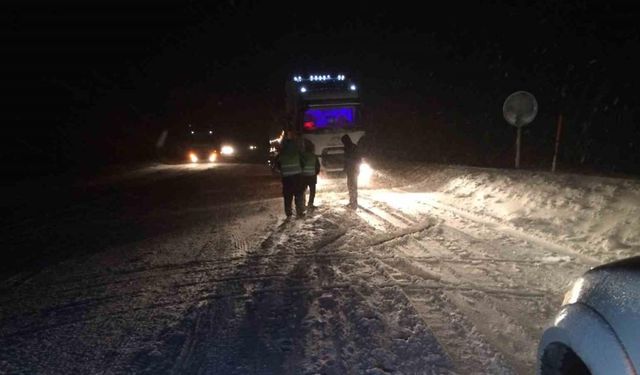 Antalya-Konya yolu tır geçişine kapatıldı