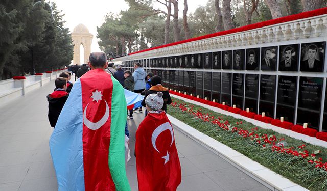 Azerbaycan'da "Kanlı Ocak" kurbanları anılıyor