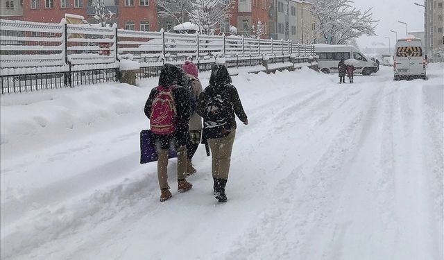 12 Ocak kar nedeni ile eğitime ara verilen il ve İlçeler