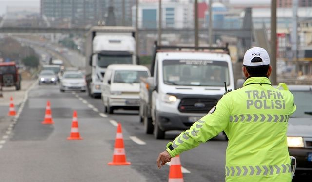 Trafik cezalarını indirimli ödeme süresi bir aya çıktı