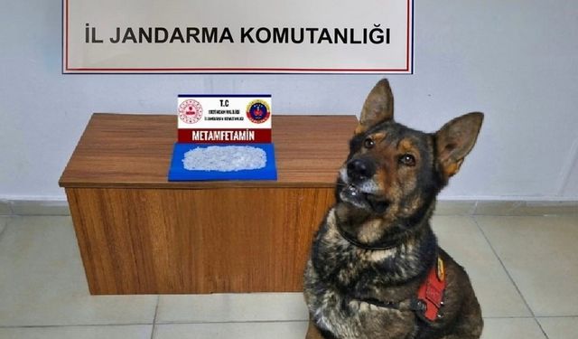 Aracında uyuşturucu ile yakalanan zanlı tutuklandı