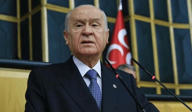 MHP Genel Başkanı Devlet Bahçeli: "(28 Şubat davası hükümlülerinin tahliyesi) 80 yaş üstünde cezaevinde güçlük çeken insanlar bunlar. Bunu takdirle karşılamaktan başka bir şey düşünülemez."