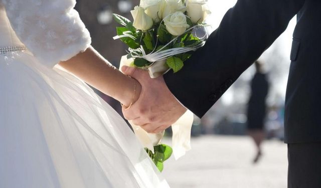 Erzincan’da bin 383 çift evlendi, 394 çift boşandı