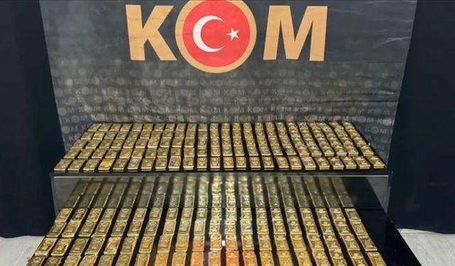 Hakkari'de 221 kilogram kaçak külçe altın ele geçirildi