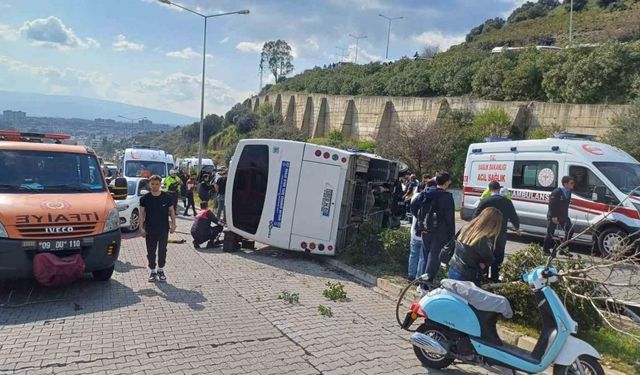 Aydın’da şehiriçi yolcu minibüsü devrildi, 28 kişi yaralandı